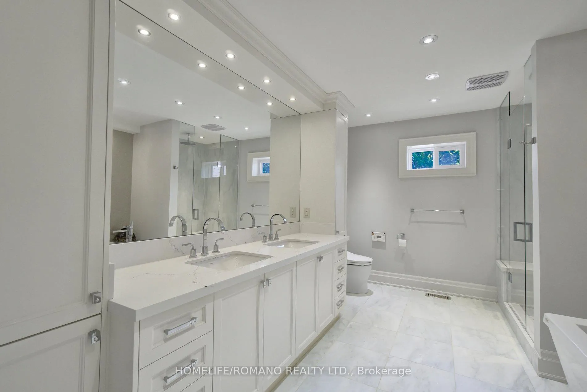 Photo 30 of 12 Hedgerow Lane, Vaughan, Kleinburg — HOMEH