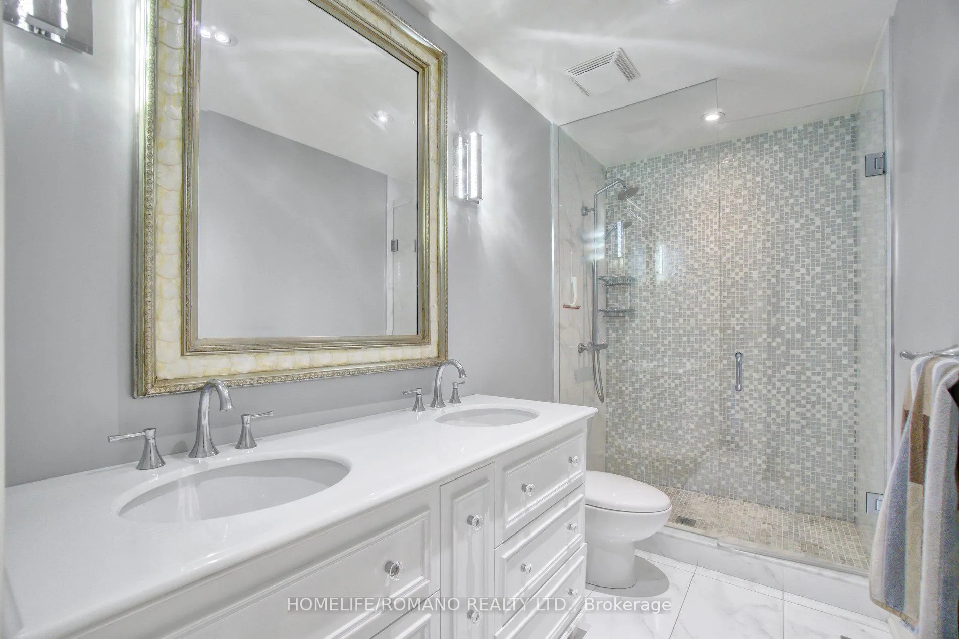 Photo 34 of 12 Hedgerow Lane, Vaughan, Kleinburg — HOMEH
