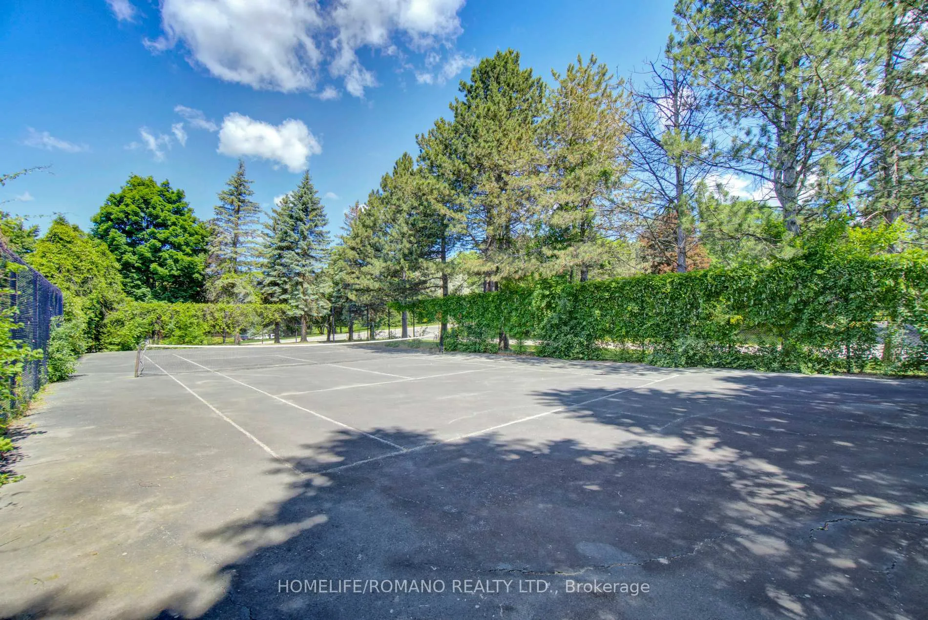 Photo 46 of 12 Hedgerow Lane, Vaughan, Kleinburg — HOMEH