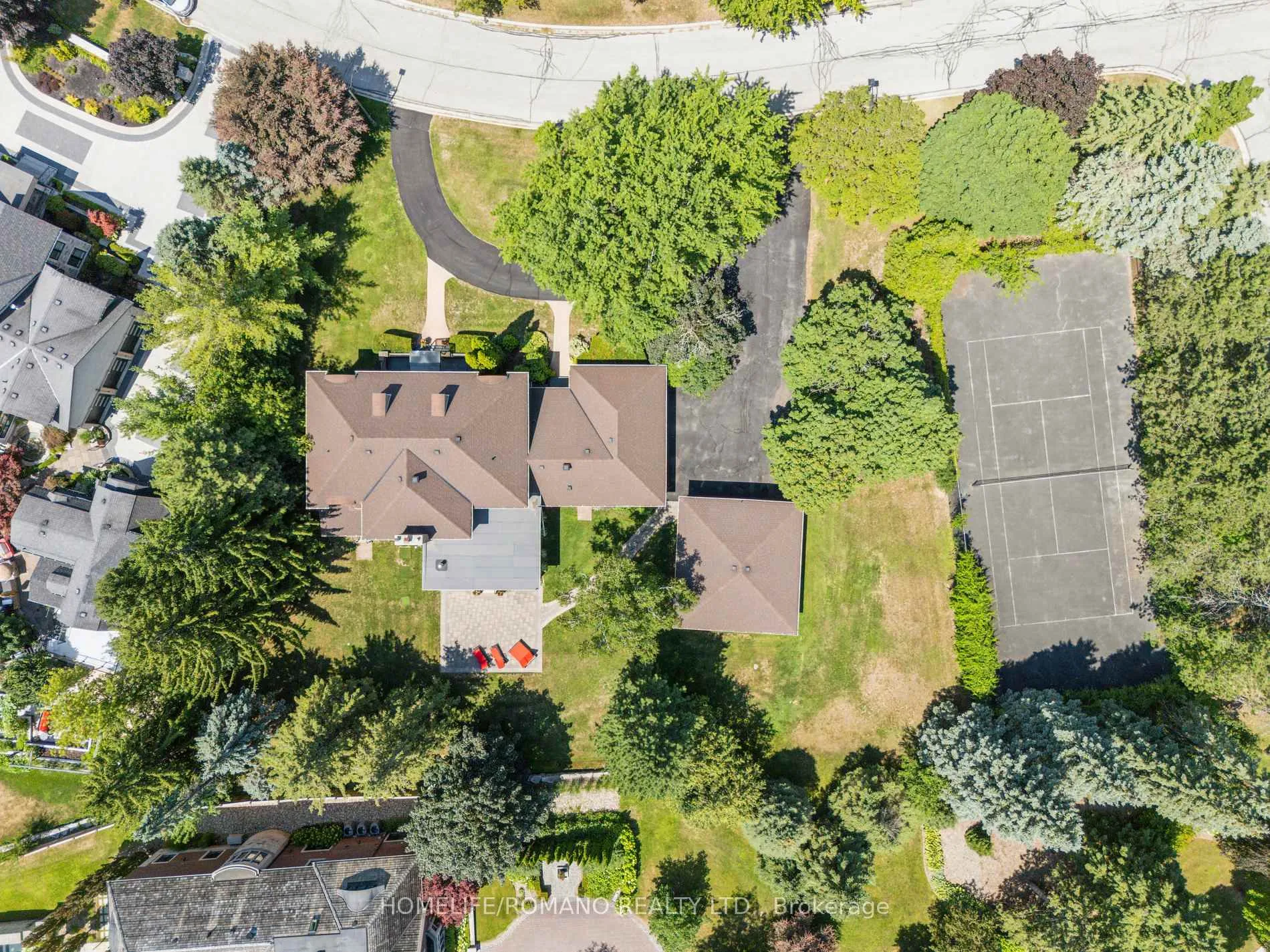 Photo 48 of 12 Hedgerow Lane, Vaughan, Kleinburg — HOMEH