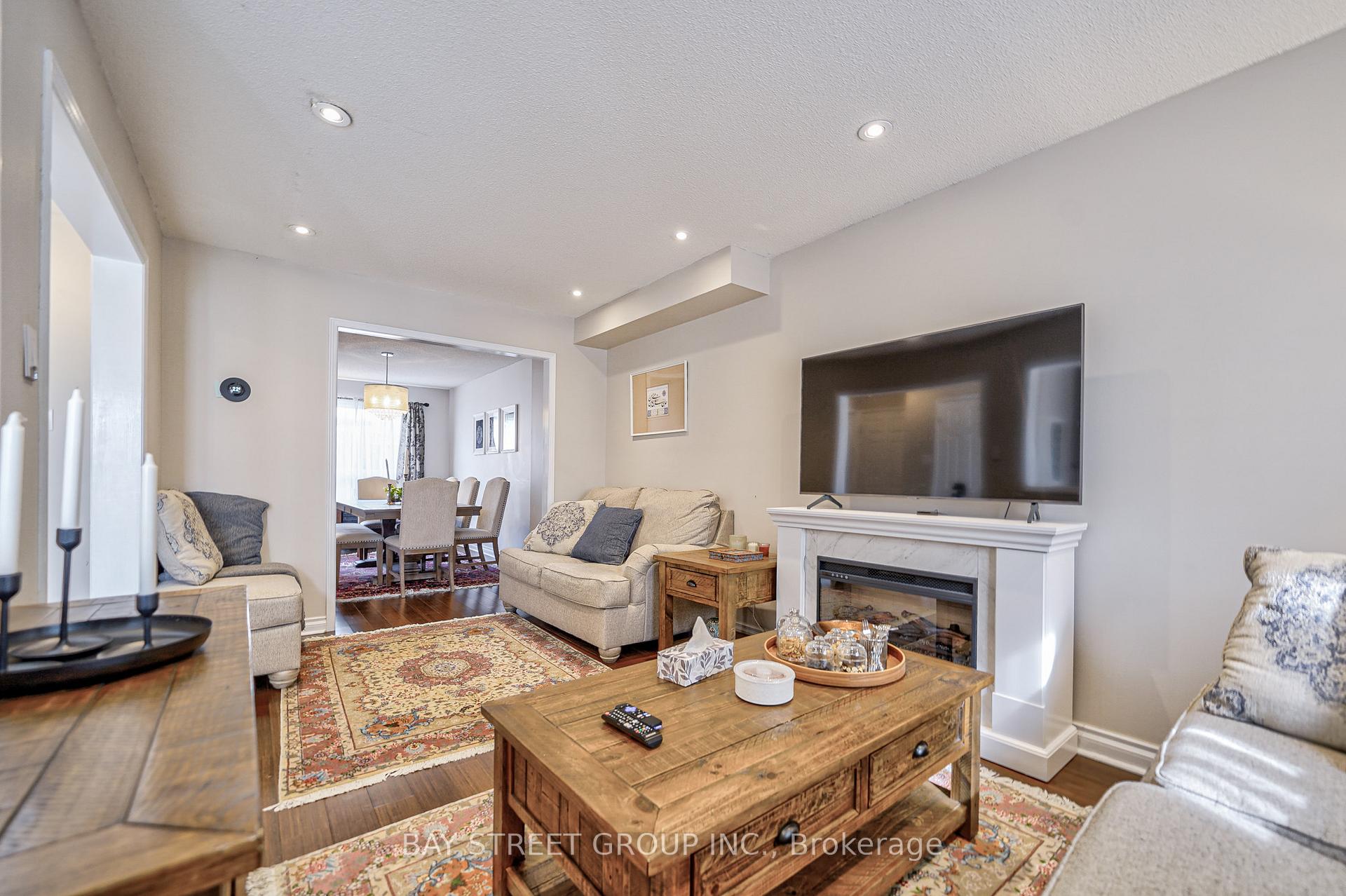 Photo 5 of 26 Cypress Court, Aurora, Hills of St Andrew — HOMEH