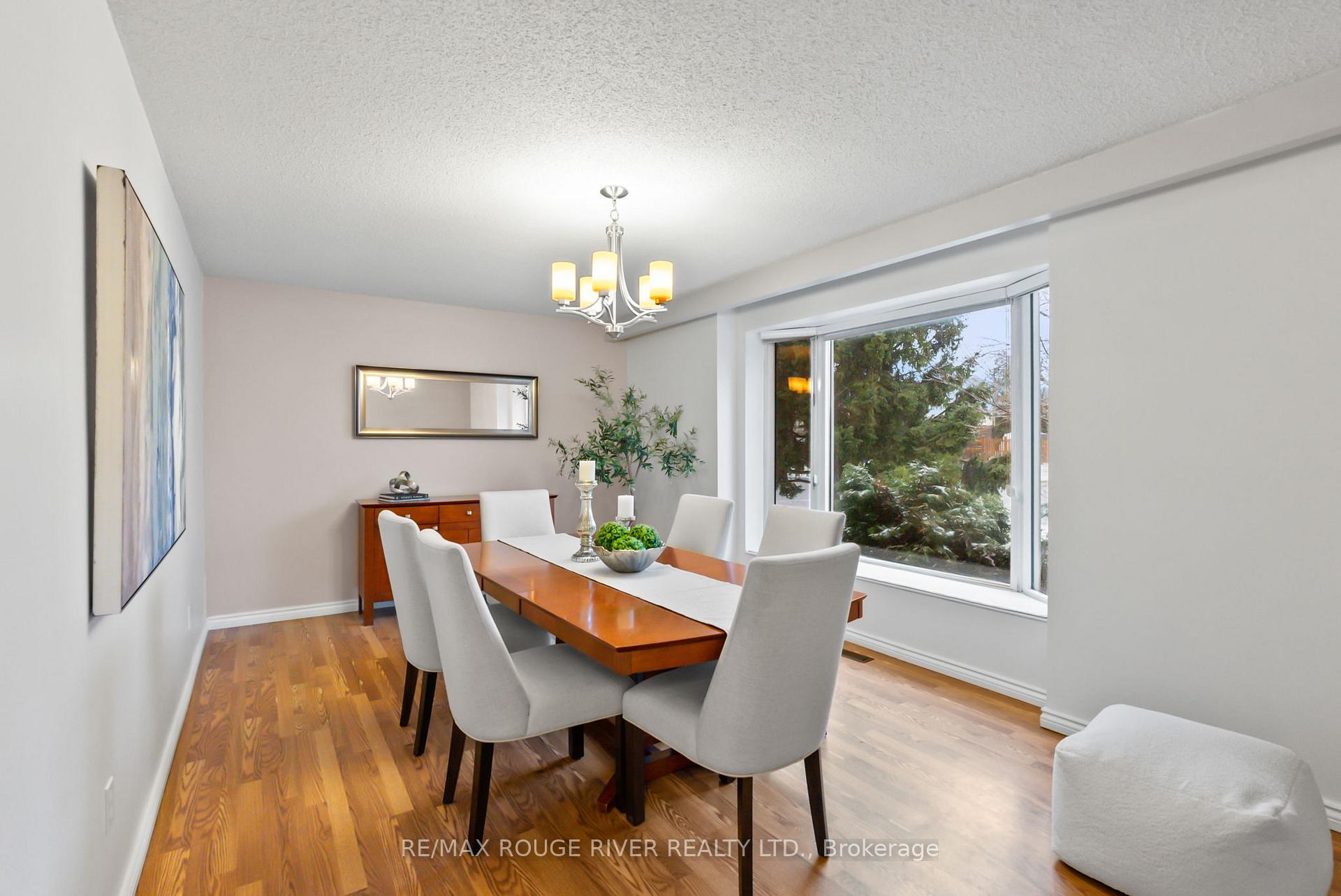 Photo 13 of 146 Gadsby Drive, Whitby, Blue Grass Meadows — HOMEH