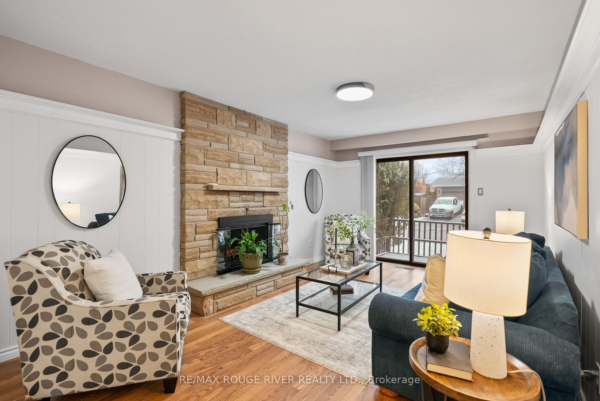 Photo 14 of 146 Gadsby Drive, Whitby, Blue Grass Meadows — HOMEH