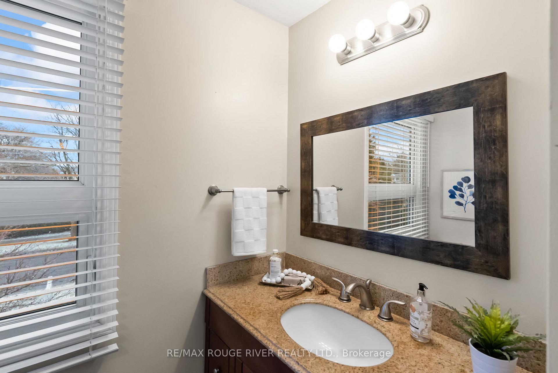 Photo 22 of 146 Gadsby Drive, Whitby, Blue Grass Meadows — HOMEH