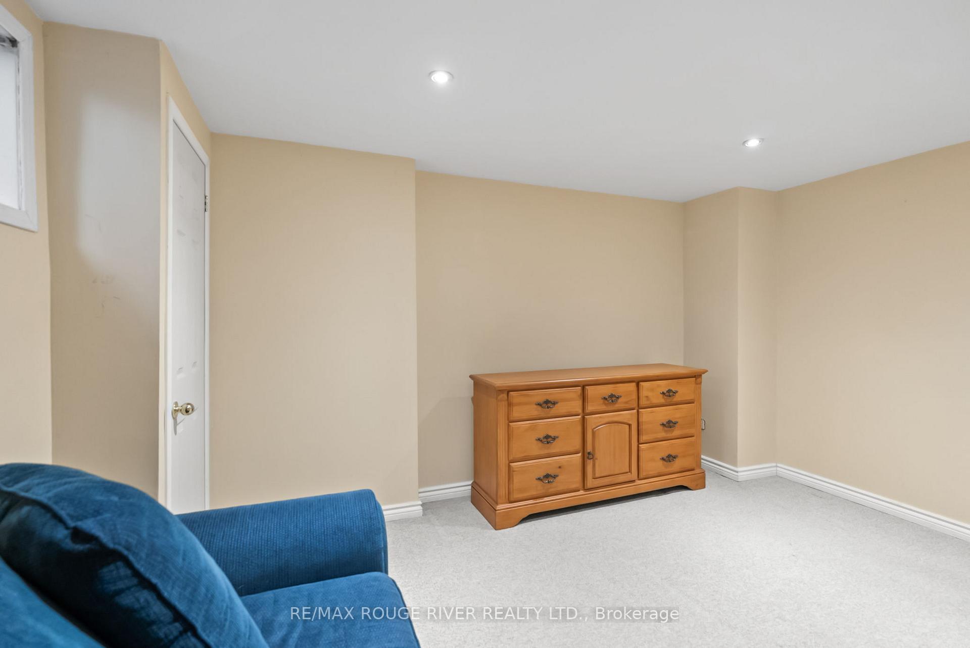 Photo 37 of 146 Gadsby Drive, Whitby, Blue Grass Meadows — HOMEH