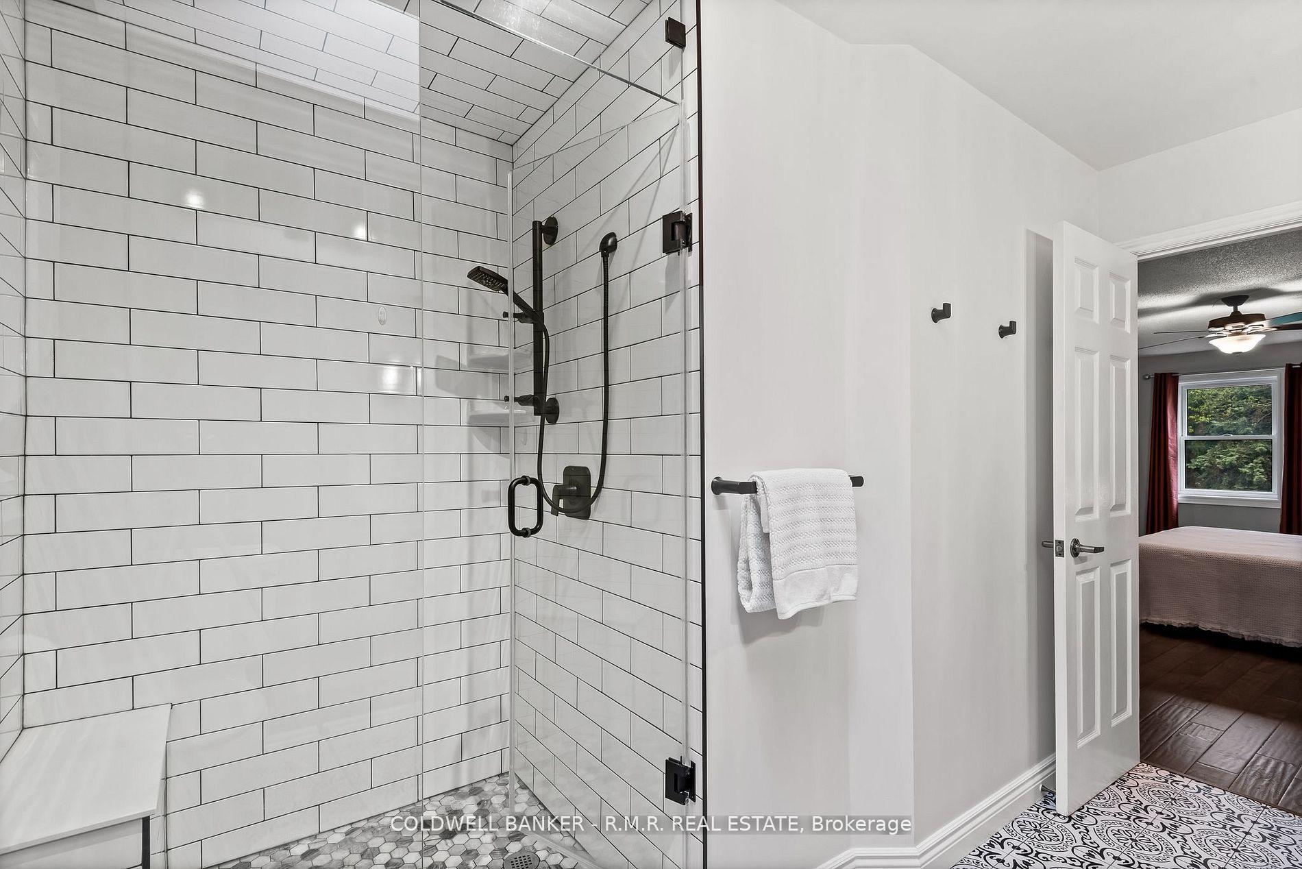 Photo 24 of 9 O'Connor Drive, Whitby, Pringle Creek — HOMEH