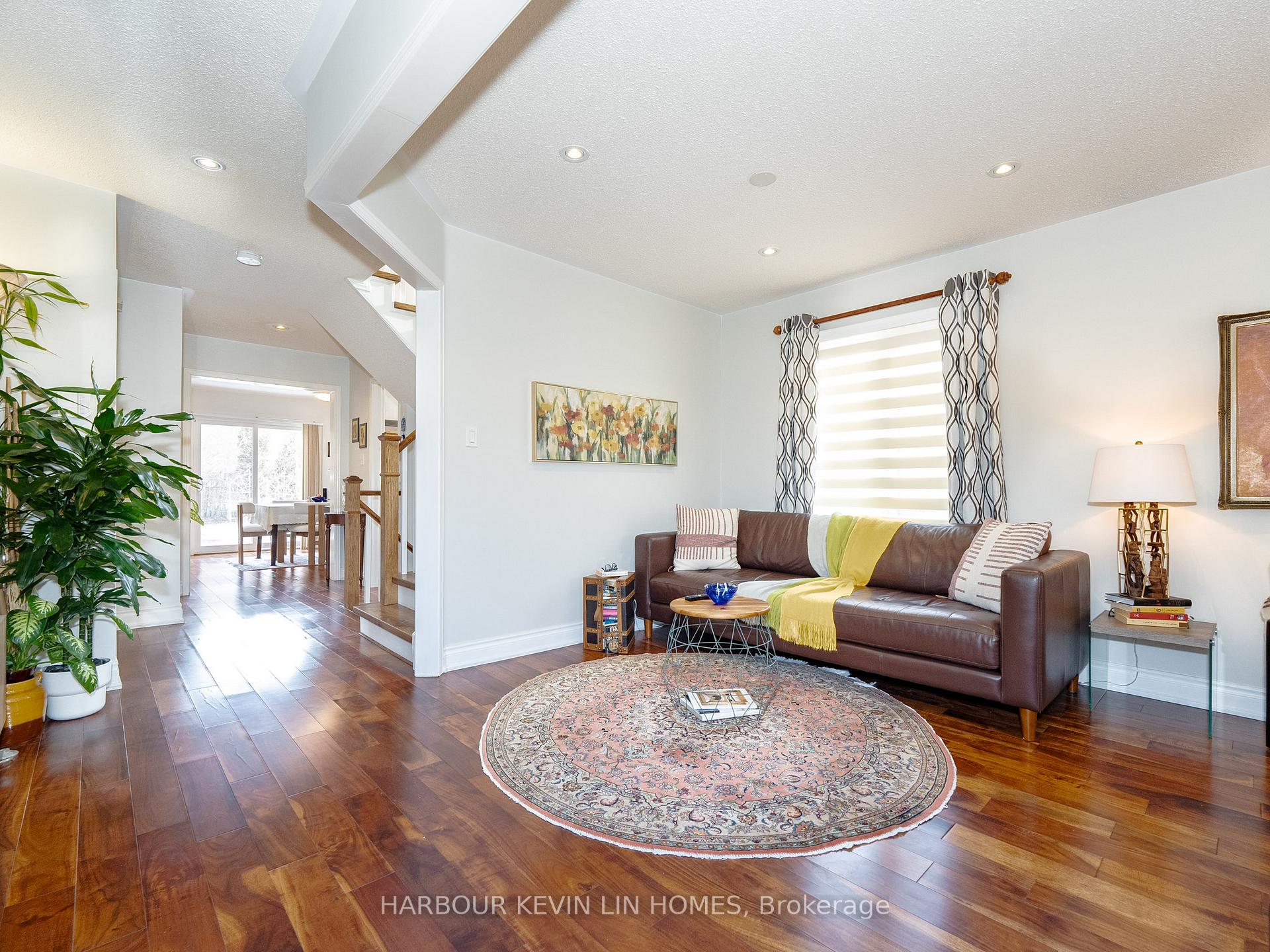 Photo 11 of 59 Waterton Crescent, Richmond Hill, Langstaff — HOMEH