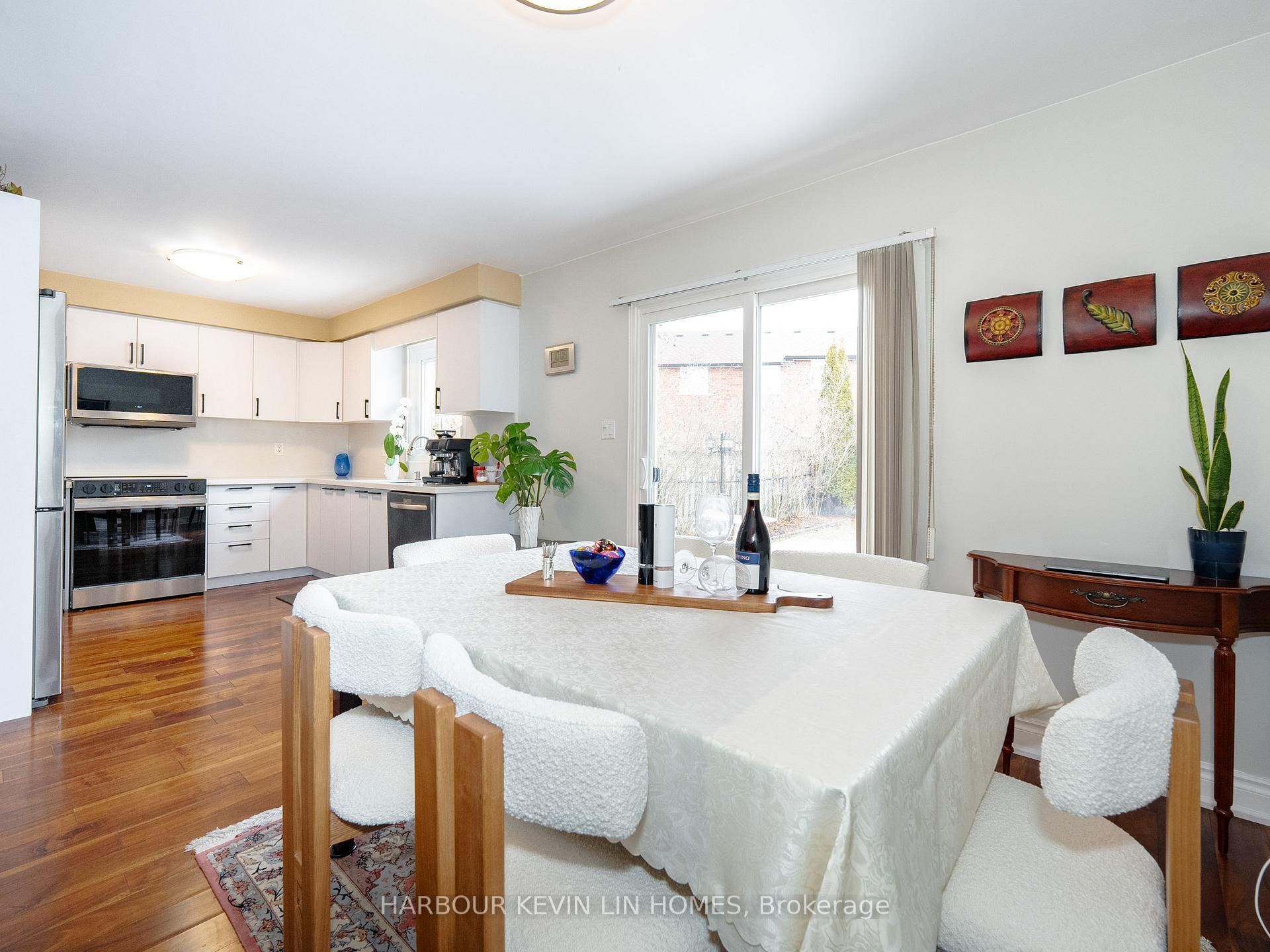 Photo 22 of 59 Waterton Crescent, Richmond Hill, Langstaff — HOMEH