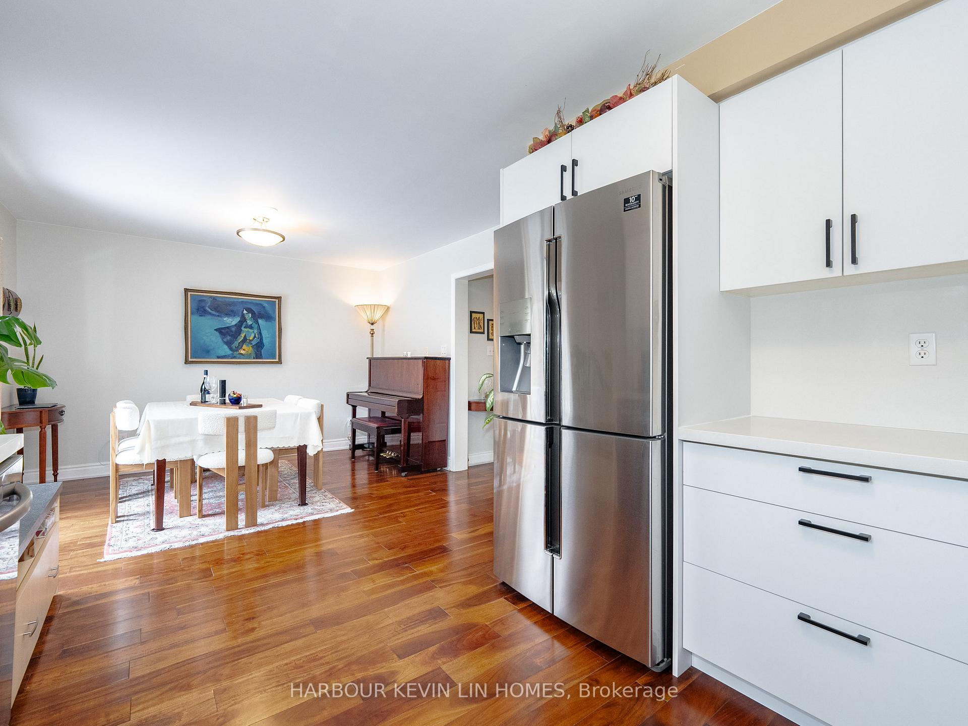 Photo 28 of 59 Waterton Crescent, Richmond Hill, Langstaff — HOMEH