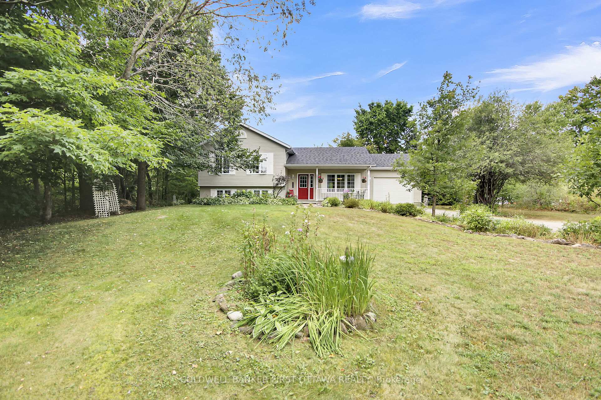 Photo 3 of 230 Pine Ridge Drive, Beckwith, Beckwith Twp — HOMEH