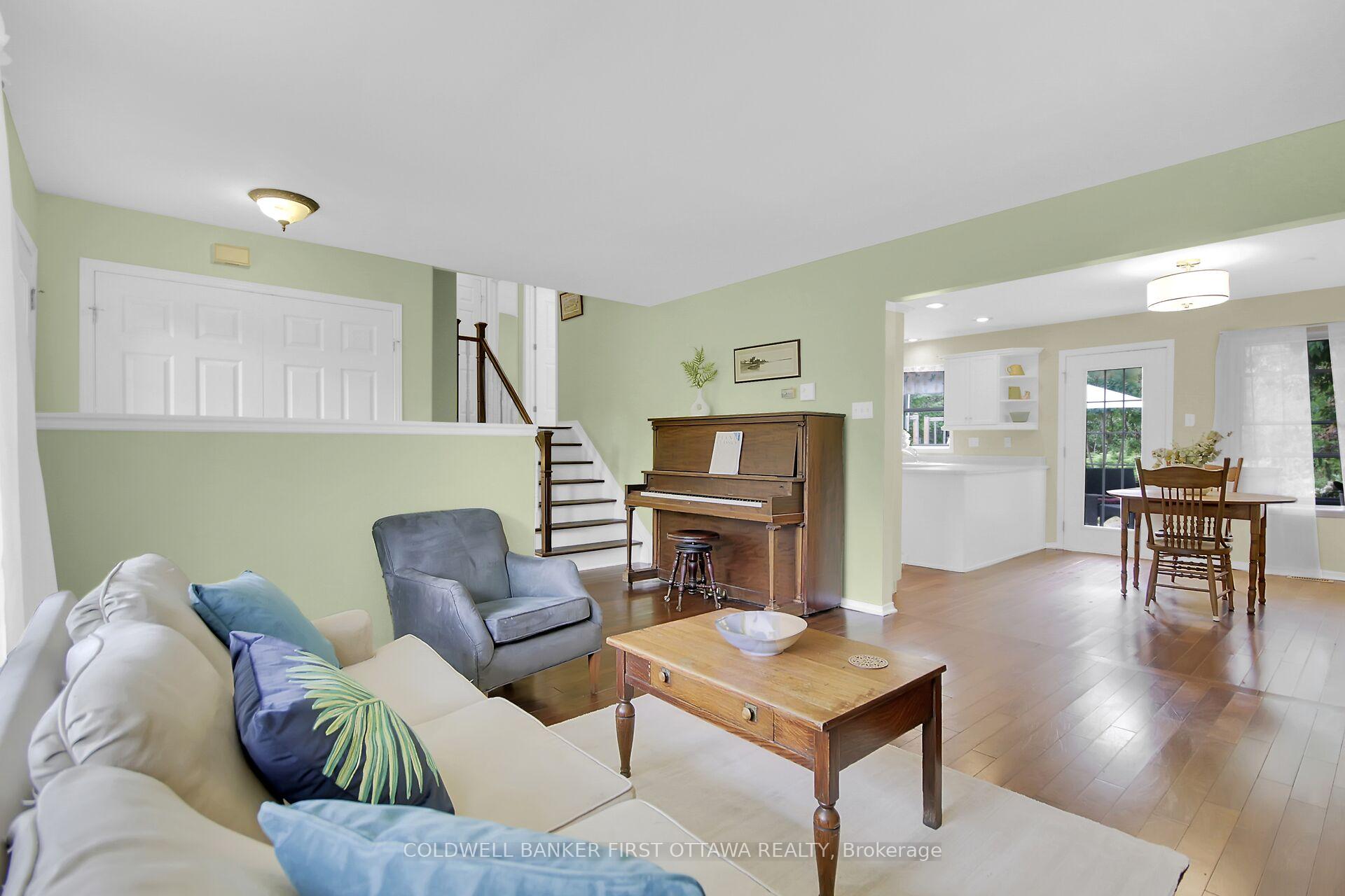 Photo 4 of 230 Pine Ridge Drive, Beckwith, Beckwith Twp — HOMEH