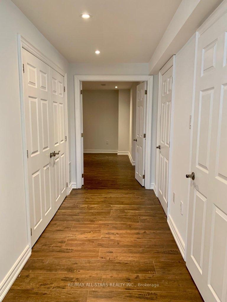 Photo 7 of Unit Bsmt, 21 Hayfield Crescent, Richmond Hill, Jefferson — HOMEH