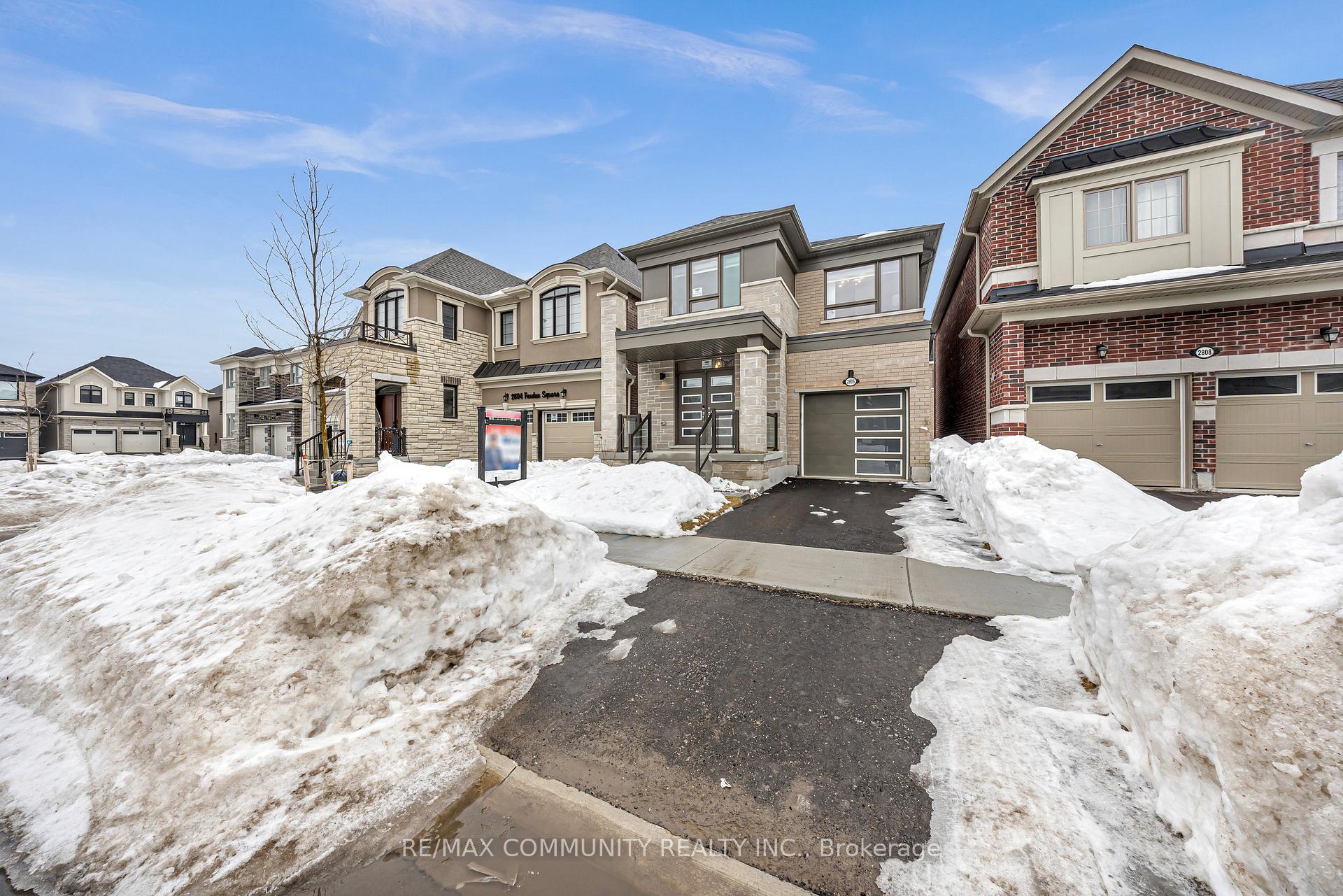 Photo 1 of 2806 Foxden Square, Pickering, Rural Pickering — HOMEH