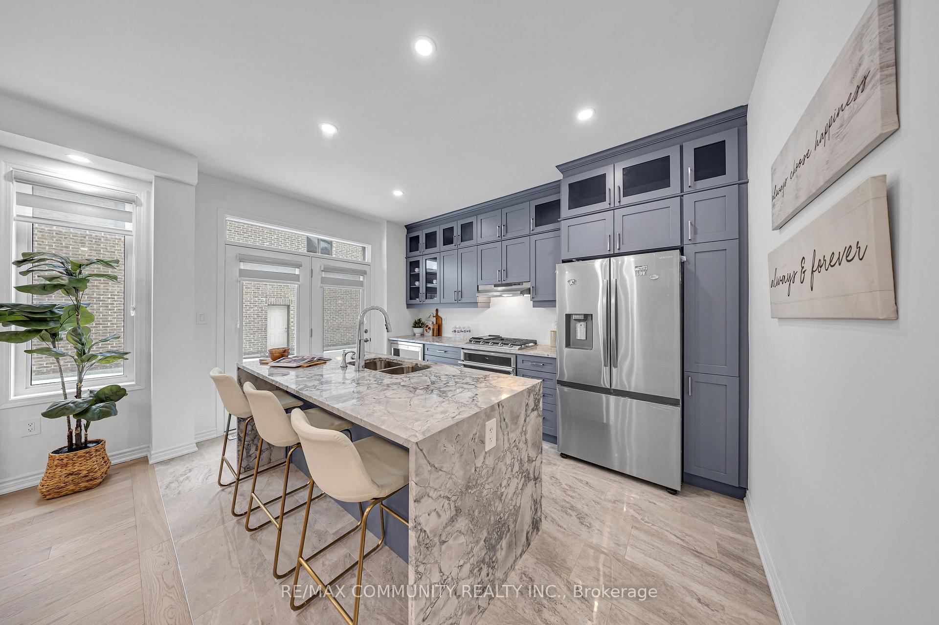 Photo 19 of 2806 Foxden Square, Pickering, Rural Pickering — HOMEH