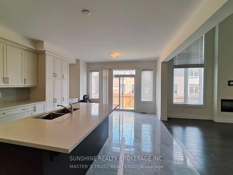 Photo 7 of 6 Bellefond Street, Vaughan, Kleinburg — HOMEH