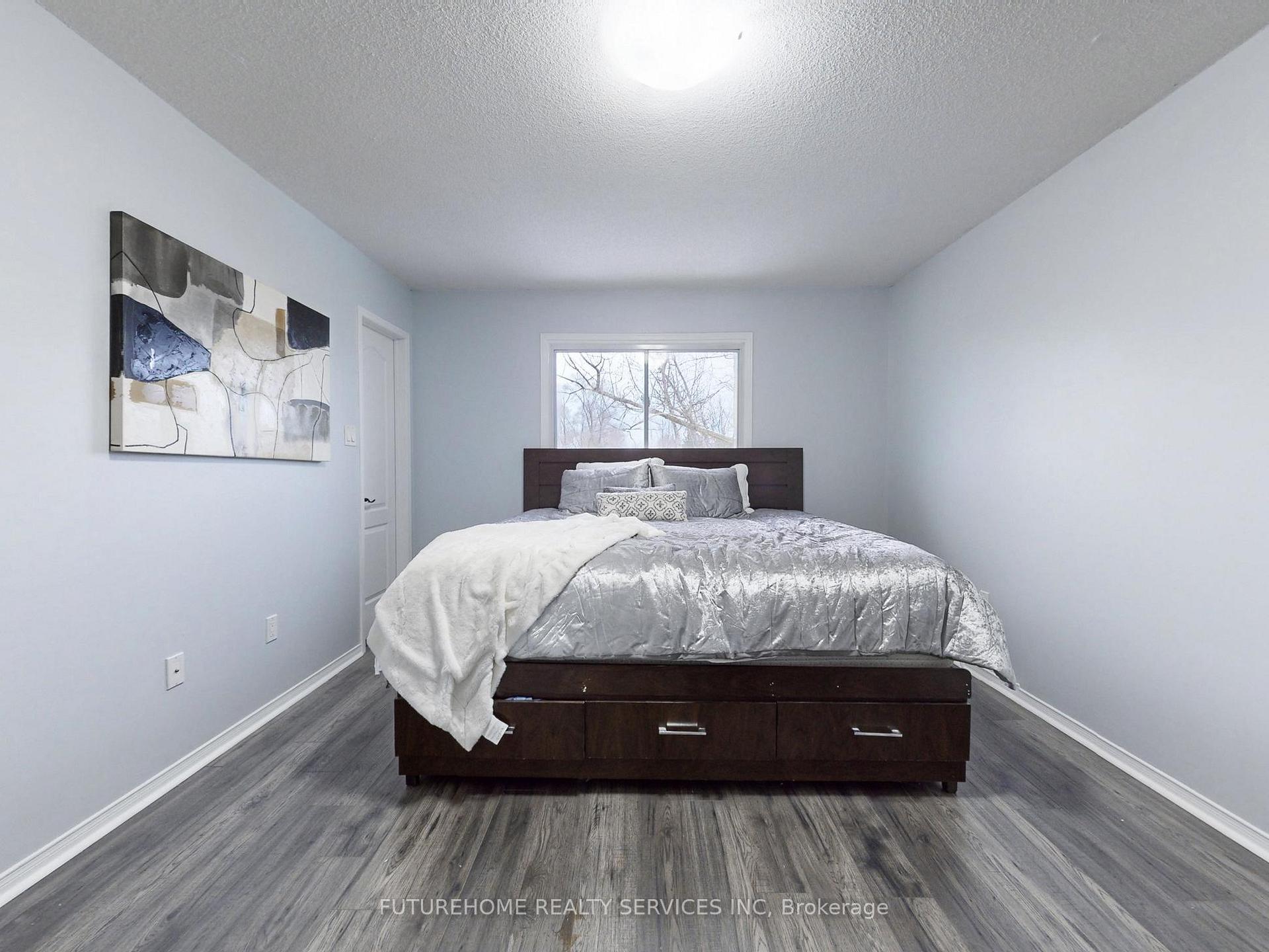 Photo 16 of 1658 Autumn Crescent, Pickering, Amberlea — HOMEH
