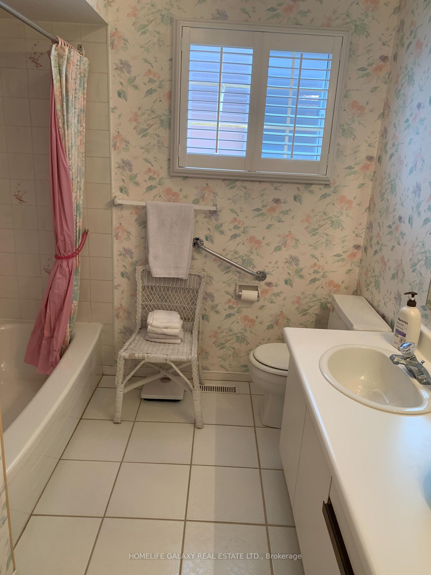 Photo 38 of 1523 Silver Spruce Drive, Pickering, Liverpool — HOMEH