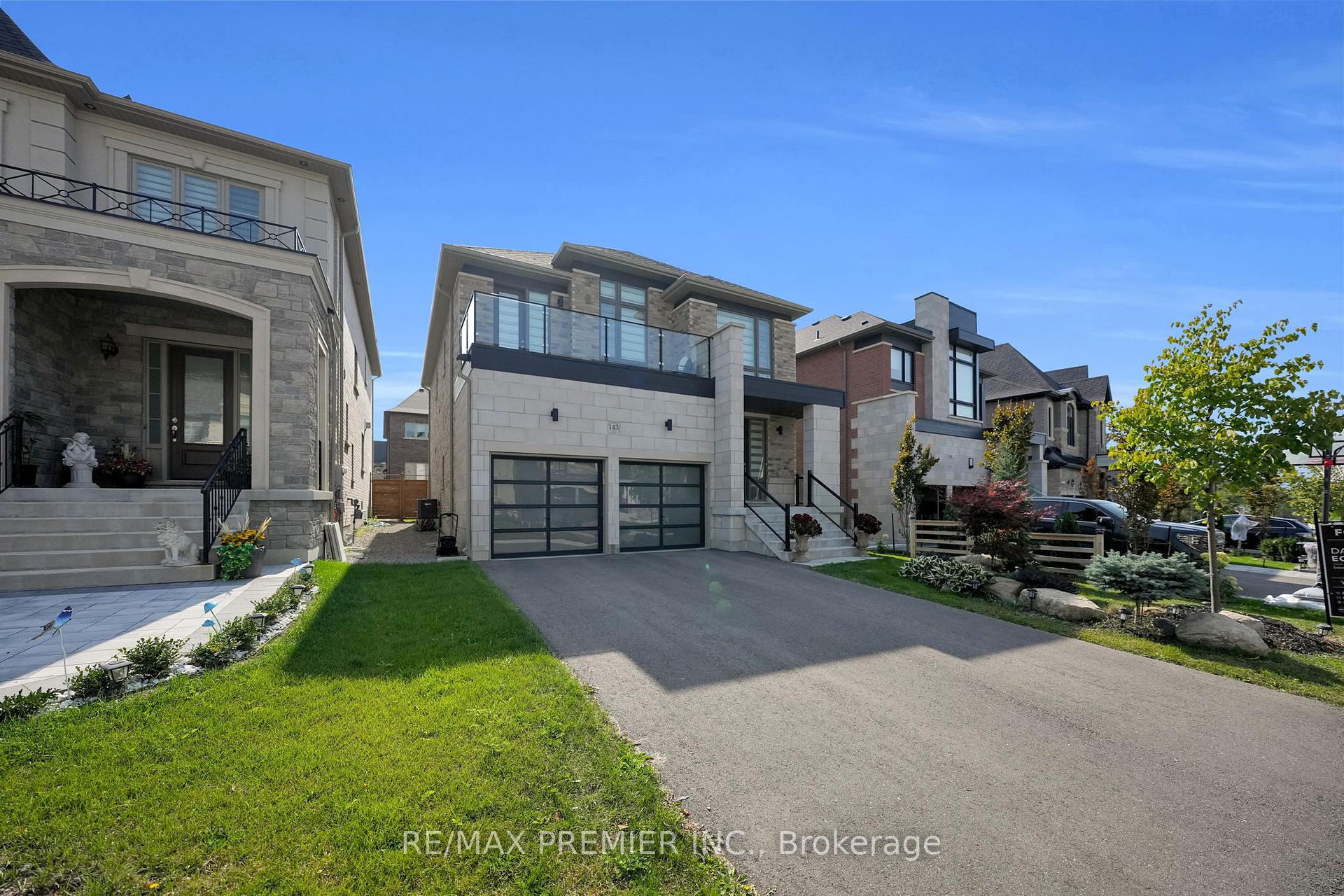 Photo 2 of 143 Cannes Avenue, Vaughan, Vellore Village — HOMEH