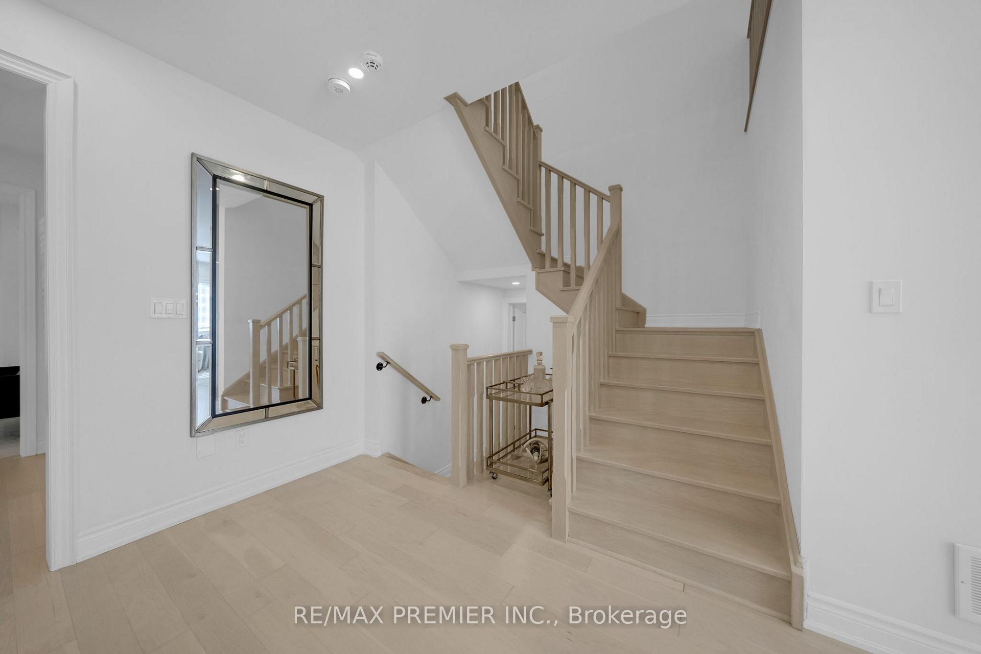 Photo 20 of 143 Cannes Avenue, Vaughan, Vellore Village — HOMEH