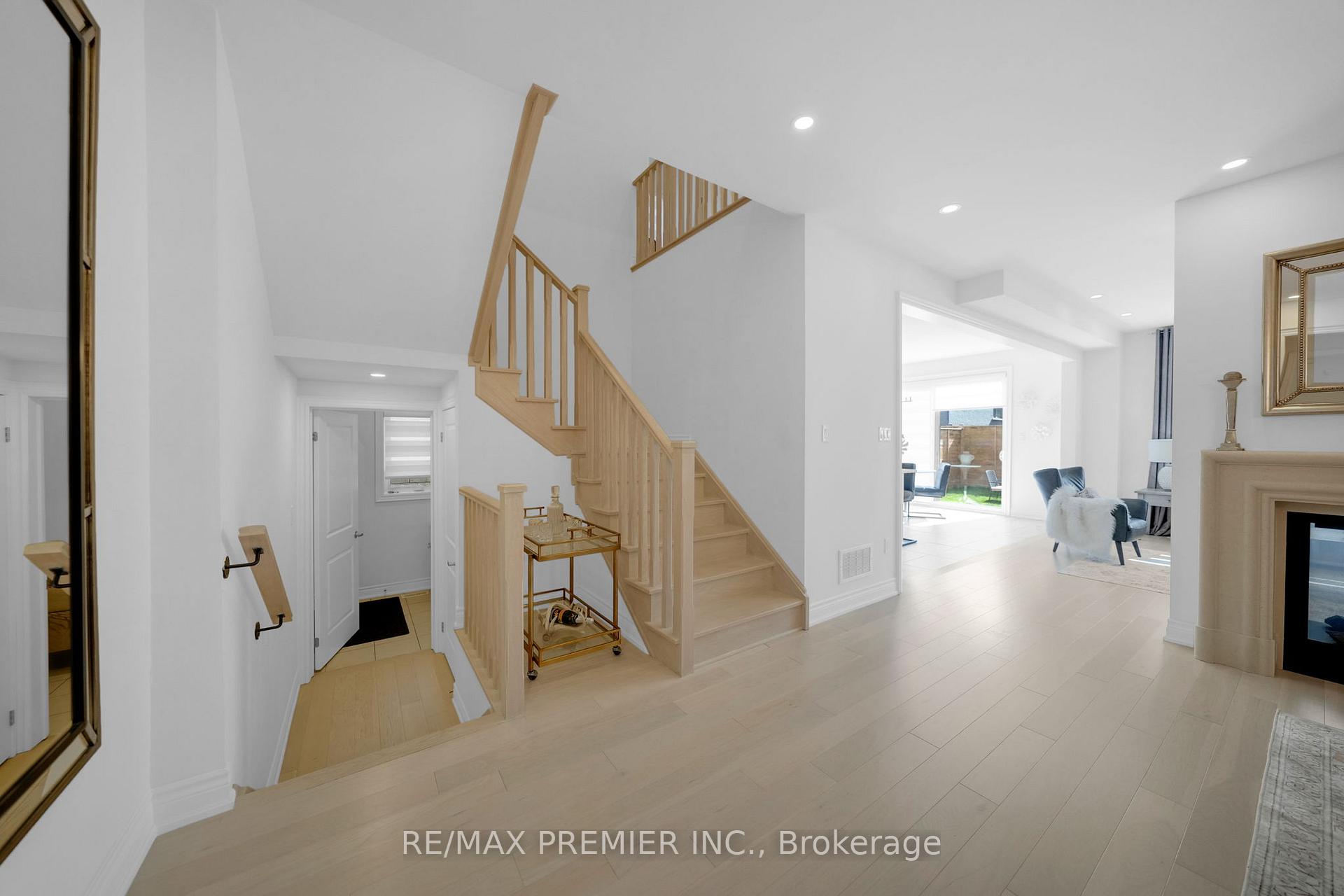 Photo 21 of 143 Cannes Avenue, Vaughan, Vellore Village — HOMEH
