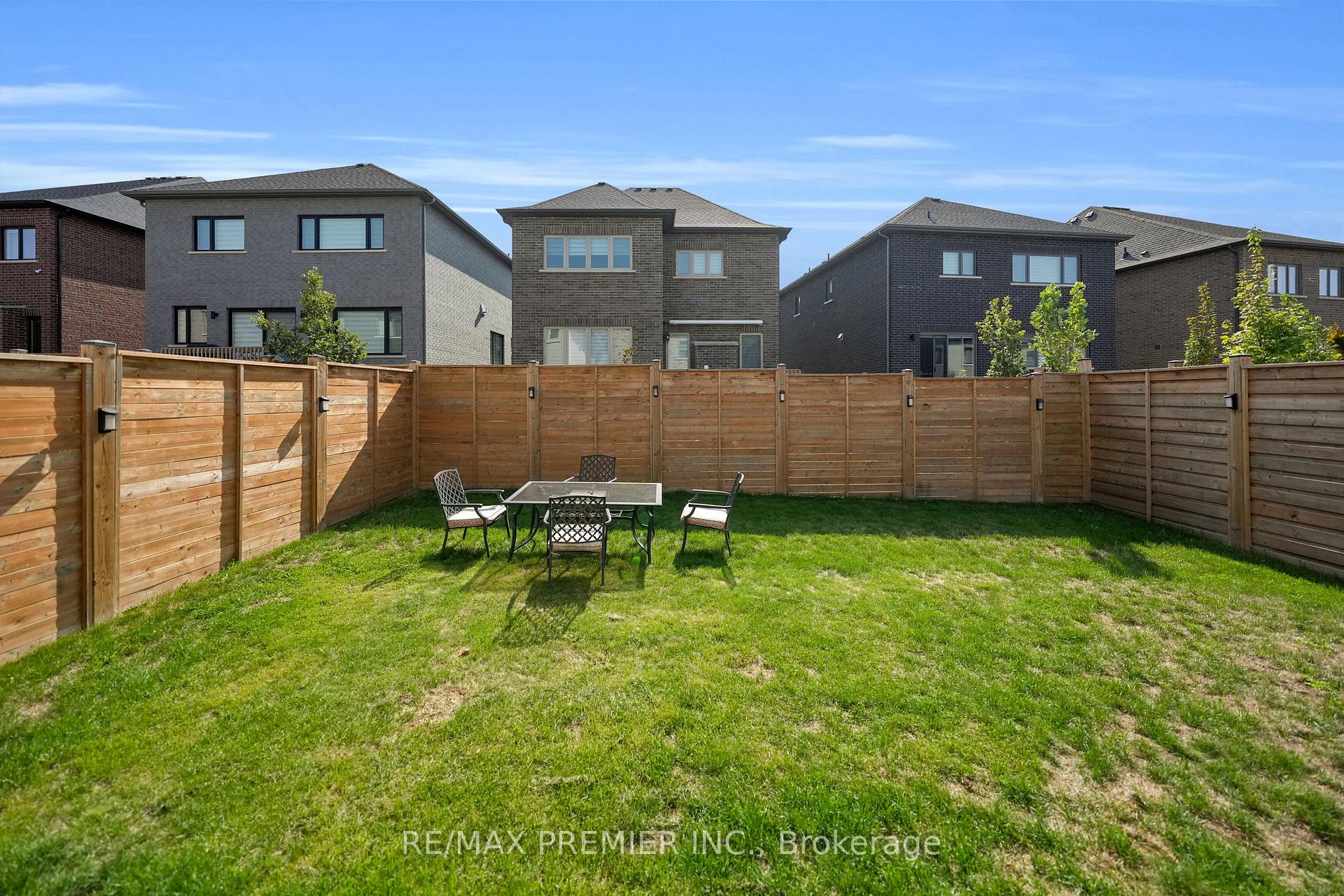 Photo 49 of 143 Cannes Avenue, Vaughan, Vellore Village — HOMEH