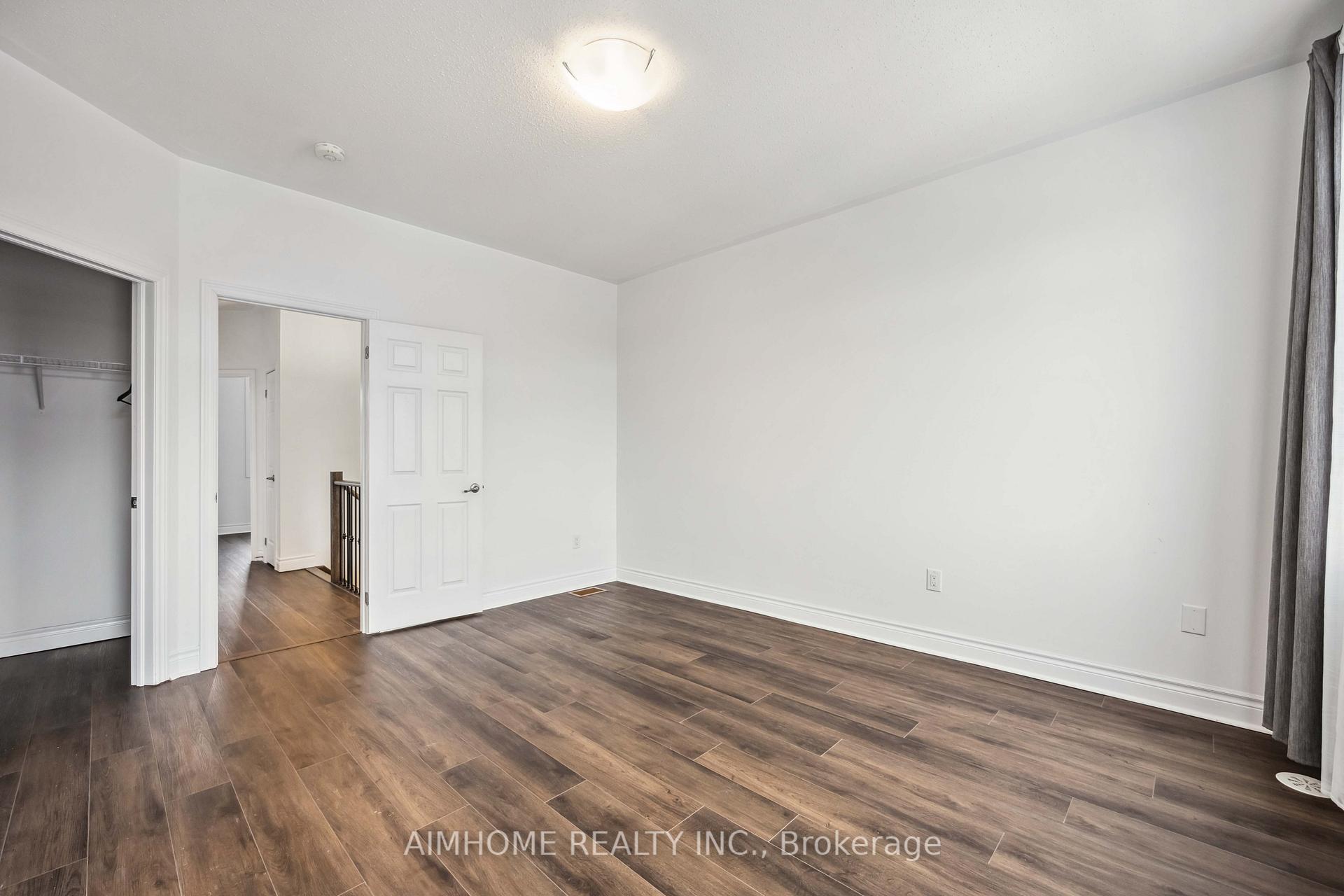 Photo 17 of 46 Carrville Woods Circle, Vaughan, Patterson — HOMEH