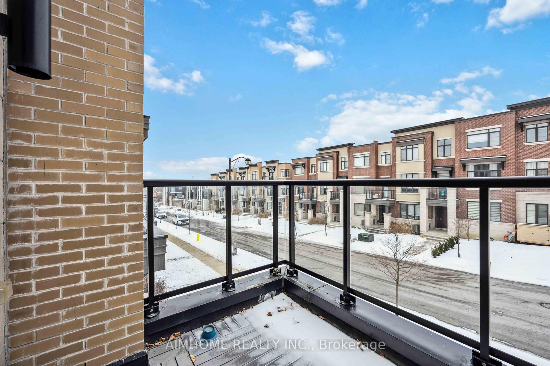 Photo 29 of 46 Carrville Woods Circle, Vaughan, Patterson — HOMEH