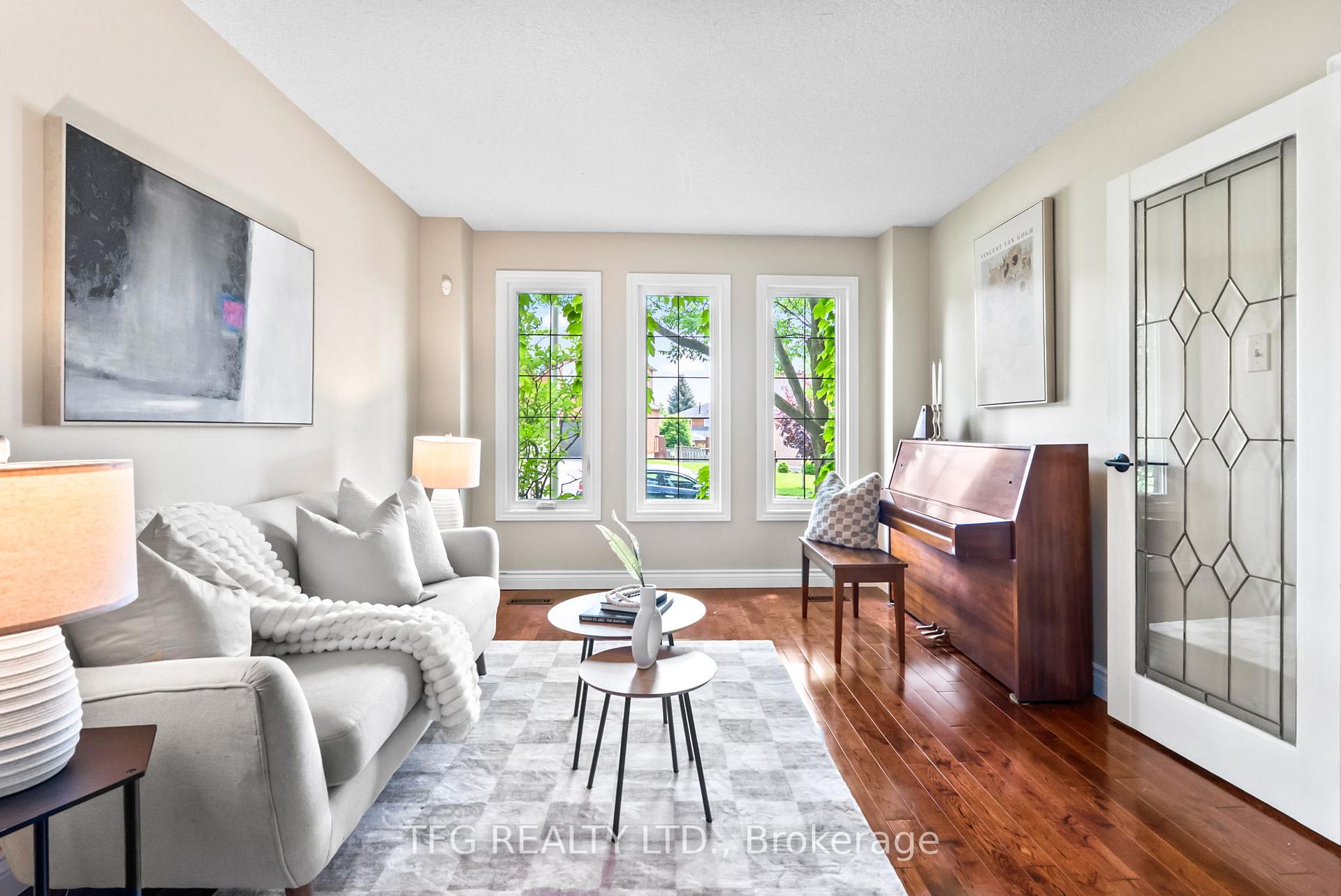 Photo 6 of 14 Lismer Drive, Whitby, Pringle Creek — HOMEH