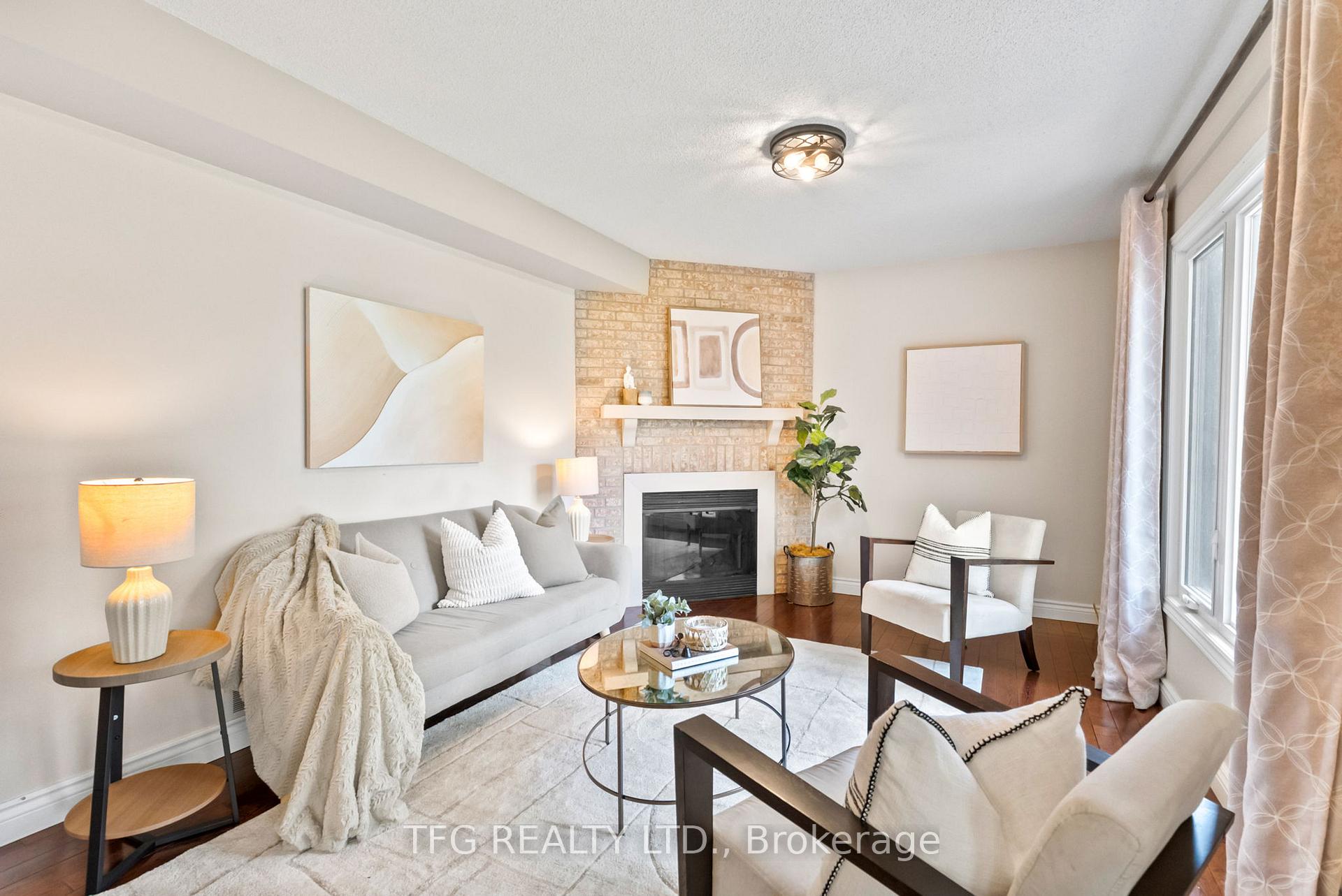 Photo 11 of 14 Lismer Drive, Whitby, Pringle Creek — HOMEH