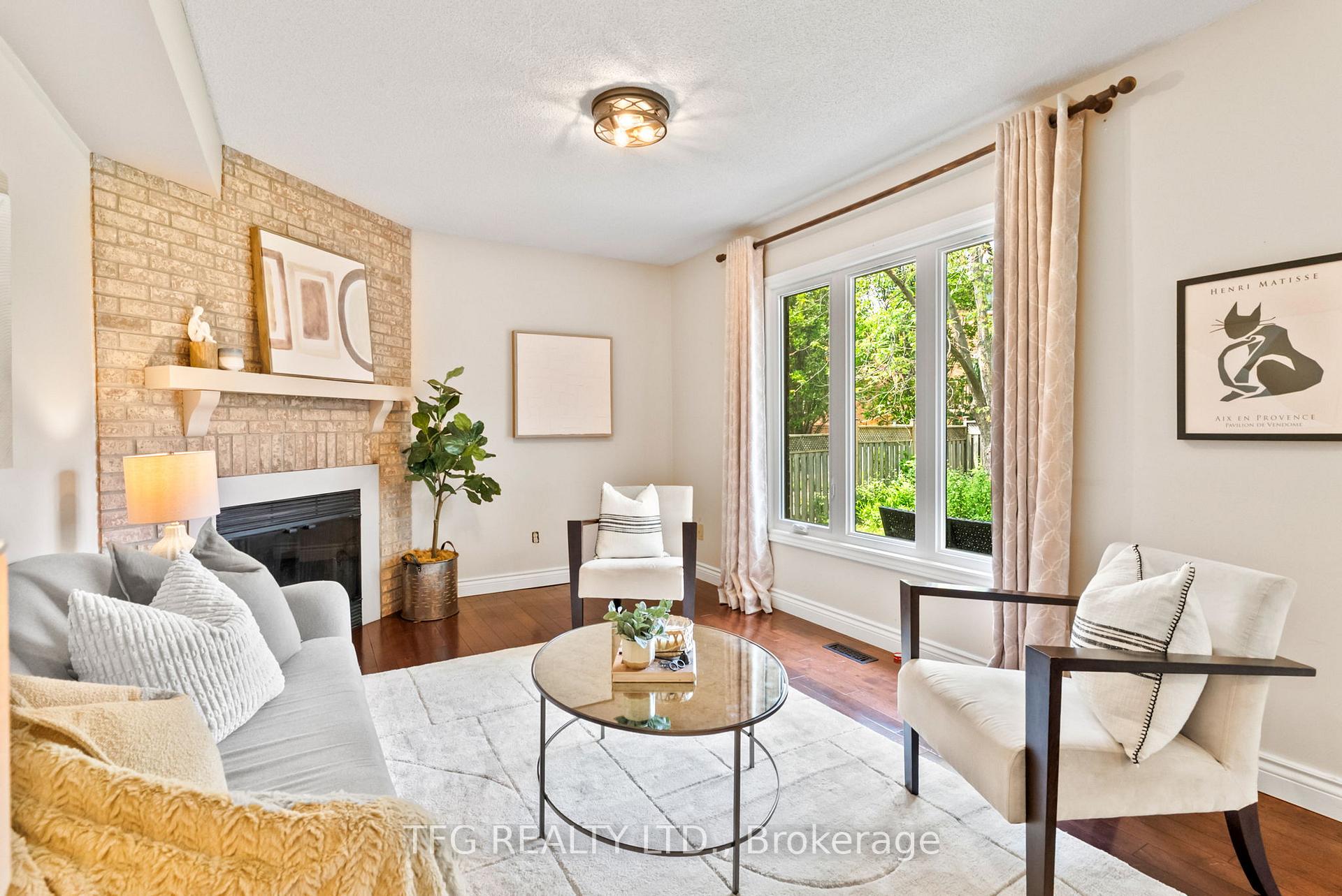 Photo 12 of 14 Lismer Drive, Whitby, Pringle Creek — HOMEH