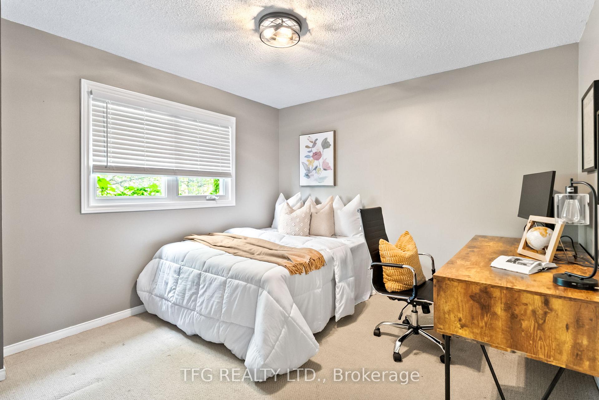 Photo 20 of 14 Lismer Drive, Whitby, Pringle Creek — HOMEH