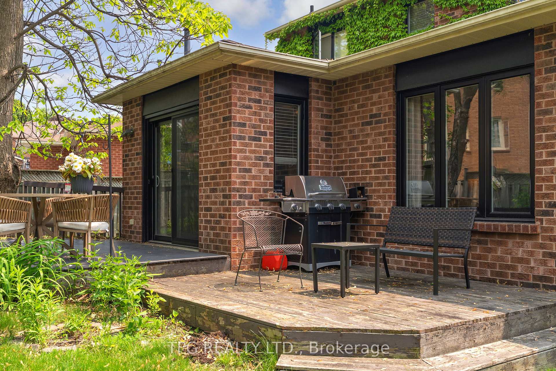Photo 34 of 14 Lismer Drive, Whitby, Pringle Creek — HOMEH