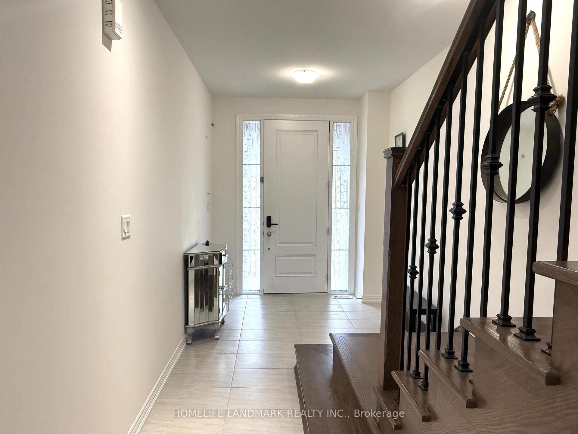 Photo 2 of 46 Bawden Drive, Richmond Hill, Rural Richmond Hill — HOMEH