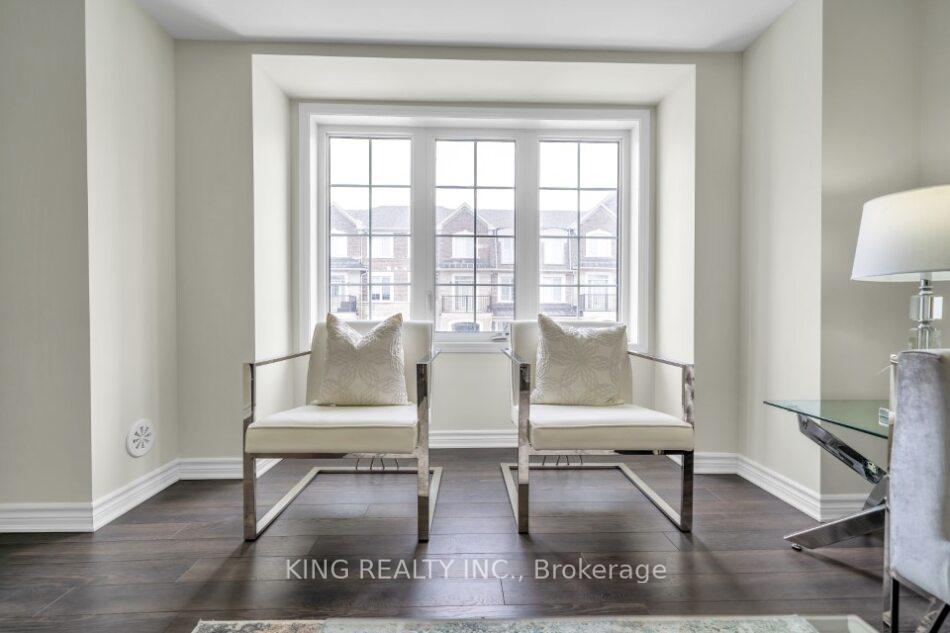 Photo 12 of 3345 Thunderbird Promenade, Pickering, Rural Pickering — HOMEH