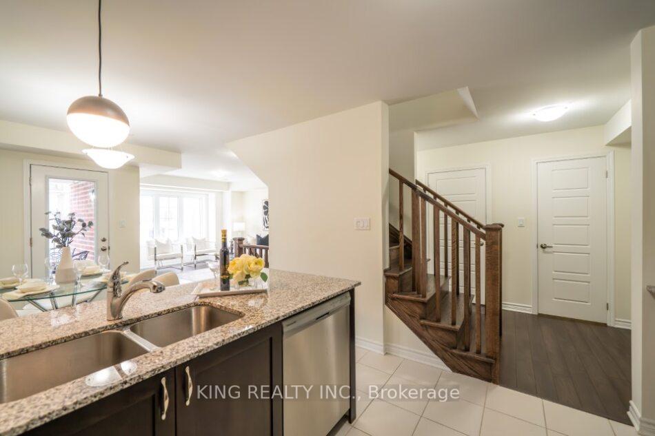 Photo 22 of 3345 Thunderbird Promenade, Pickering, Rural Pickering — HOMEH