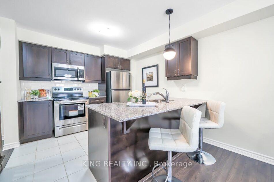 Photo 26 of 3345 Thunderbird Promenade, Pickering, Rural Pickering — HOMEH
