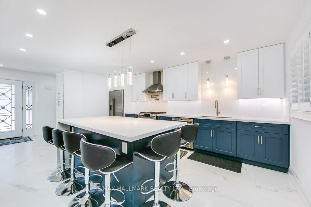 Photo 6 of 22 Fran Drive, Vaughan, West Woodbridge — HOMEH