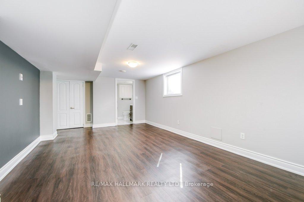 Photo 17 of 22 Fran Drive, Vaughan, West Woodbridge — HOMEH