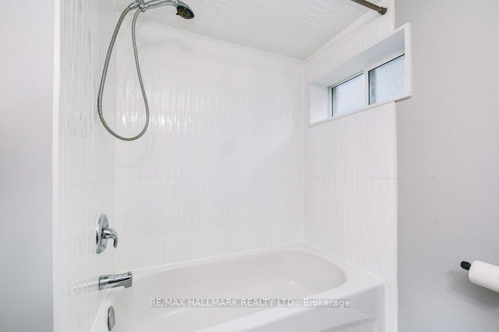 Photo 23 of 22 Fran Drive, Vaughan, West Woodbridge — HOMEH