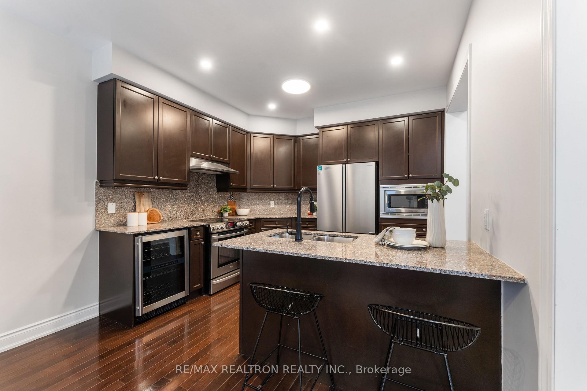 Photo 15 of 41 Pheasant Drive, Richmond Hill, Oak Ridges — HOMEH