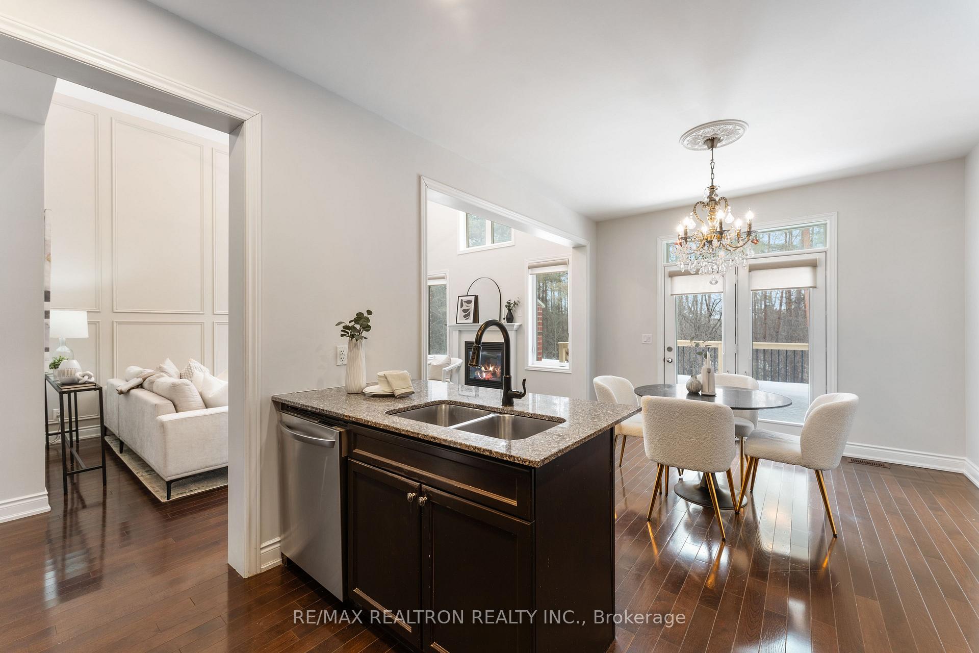 Photo 16 of 41 Pheasant Drive, Richmond Hill, Oak Ridges — HOMEH