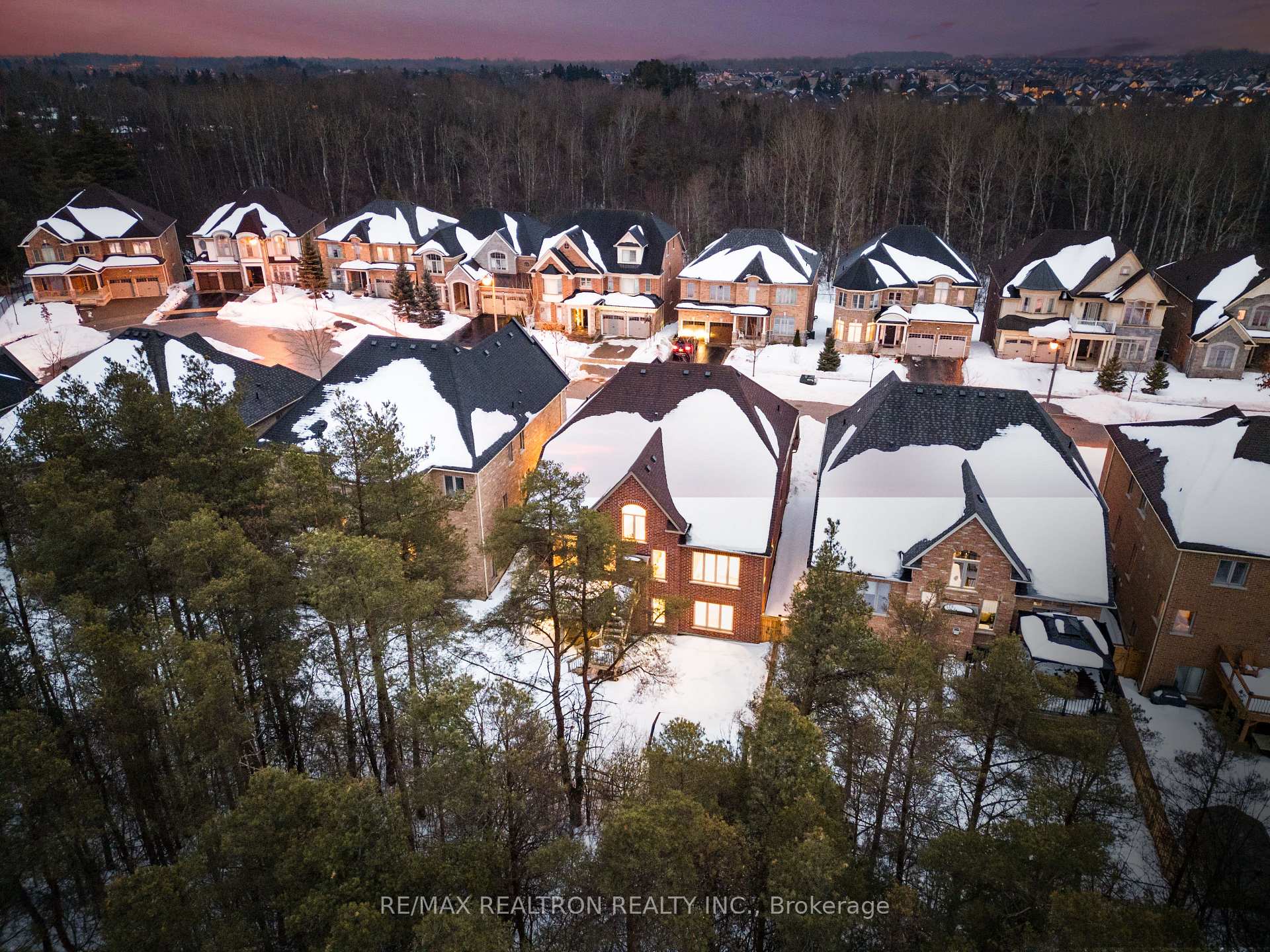 Photo 35 of 41 Pheasant Drive, Richmond Hill, Oak Ridges — HOMEH