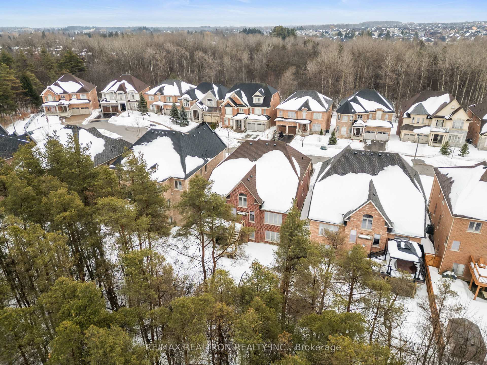 Photo 39 of 41 Pheasant Drive, Richmond Hill, Oak Ridges — HOMEH