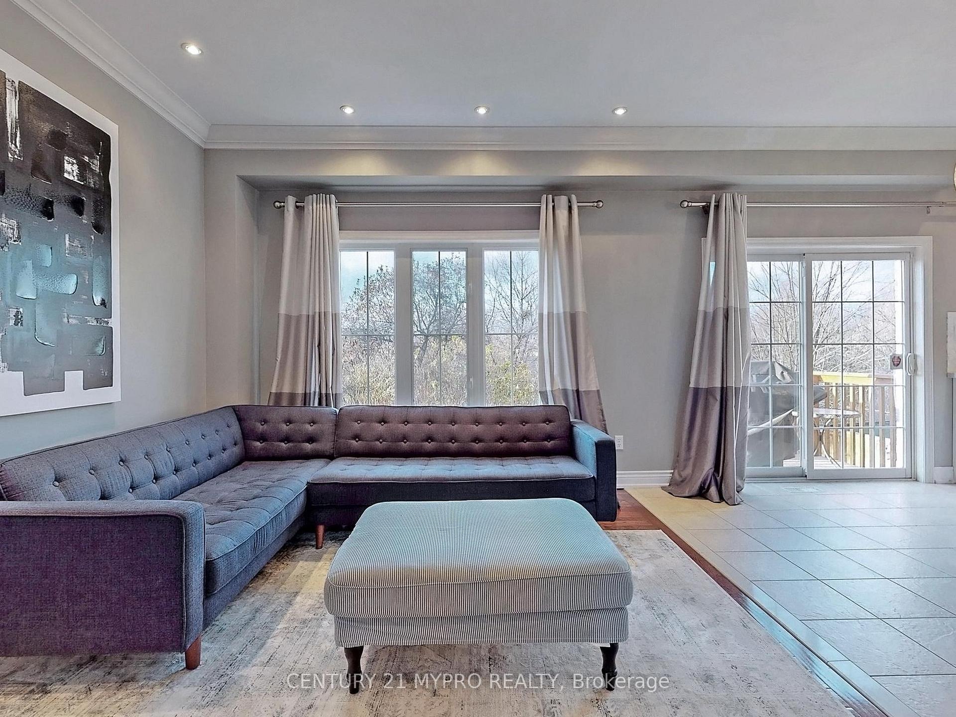 Photo 8 of 12 Cree Drive, Ajax, Northeast Ajax — HOMEH