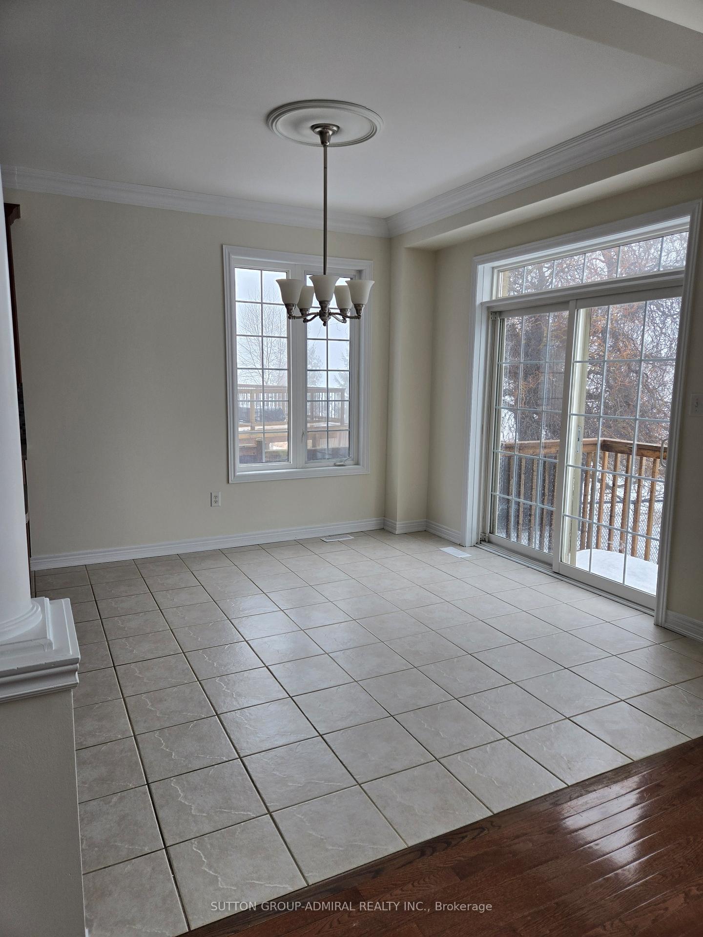 Photo 4 of 36 Selleck Drive, Richmond Hill, Oak Ridges — HOMEH