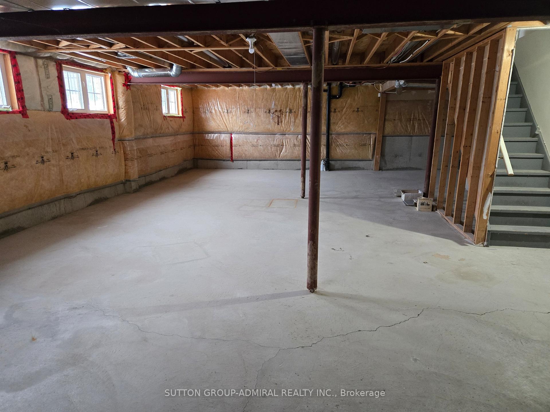 Photo 13 of 36 Selleck Drive, Richmond Hill, Oak Ridges — HOMEH