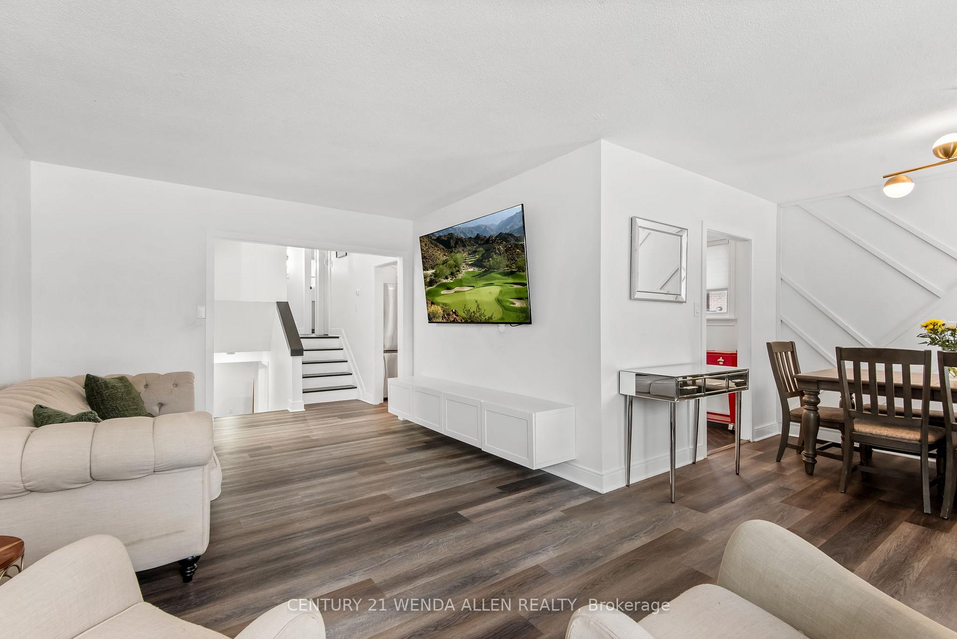 Photo 8 of 1350 Tatra Drive, Pickering, Bay Ridges — HOMEH