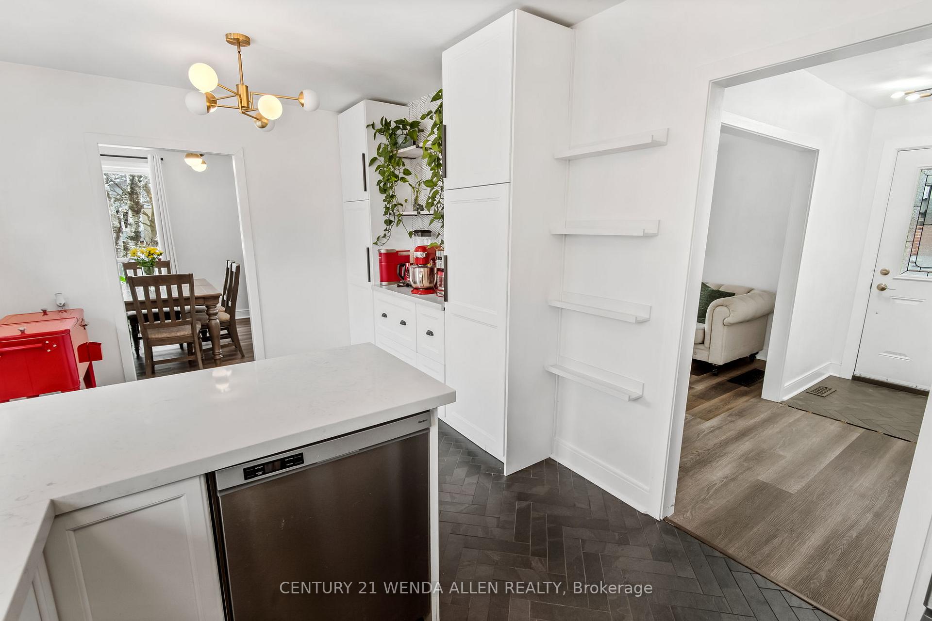 Photo 18 of 1350 Tatra Drive, Pickering, Bay Ridges — HOMEH