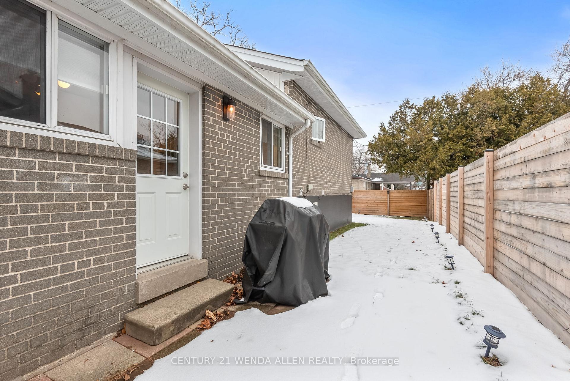 Photo 41 of 1350 Tatra Drive, Pickering, Bay Ridges — HOMEH