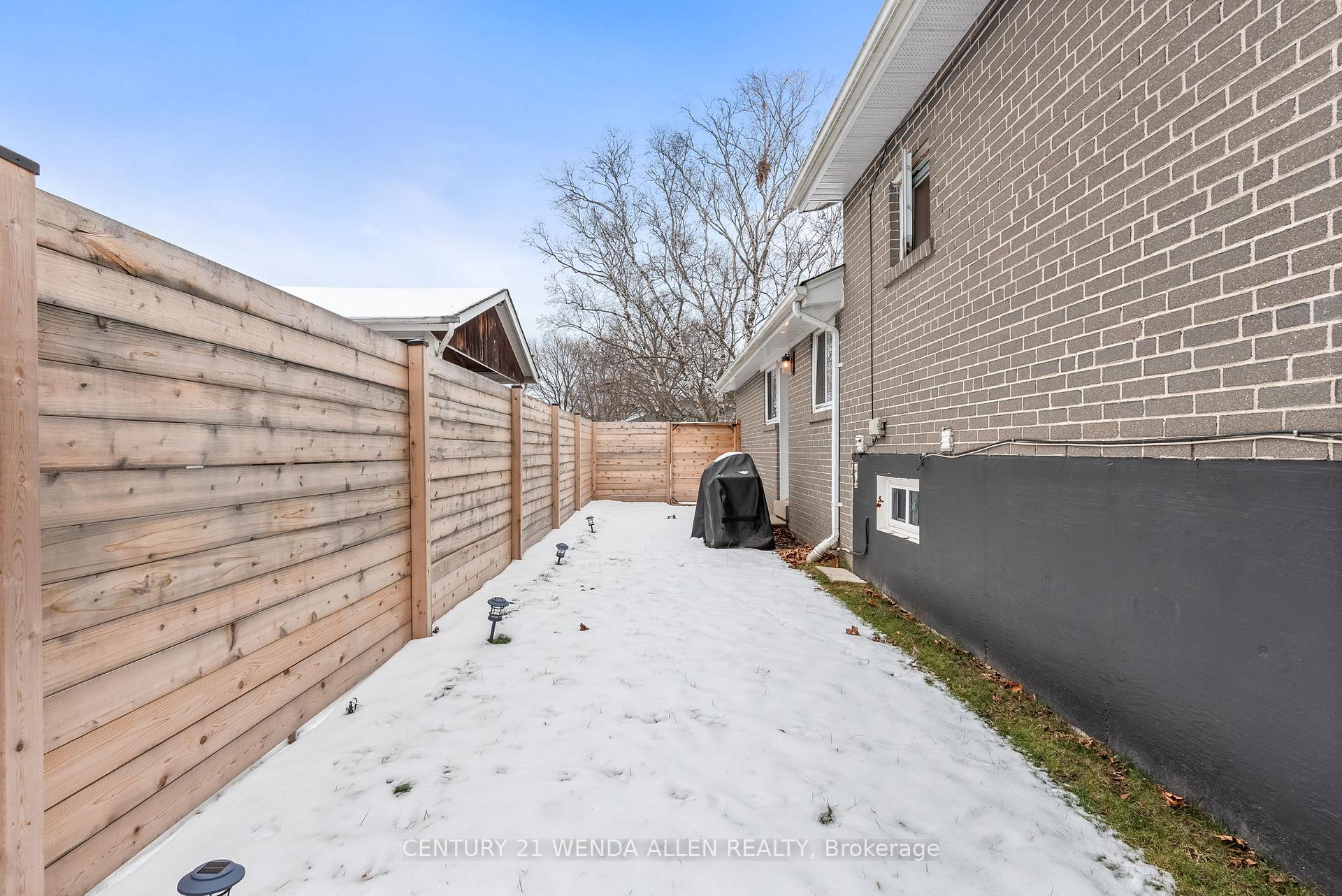 Photo 42 of 1350 Tatra Drive, Pickering, Bay Ridges — HOMEH